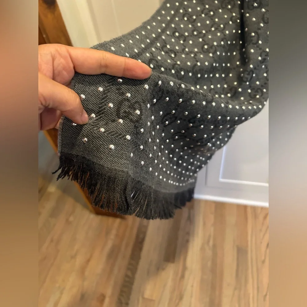 Gucci Rare Vintage Supreme Wool Studded Dark Grey & Silver Reversible GG Scarf - Picture 7 of 7